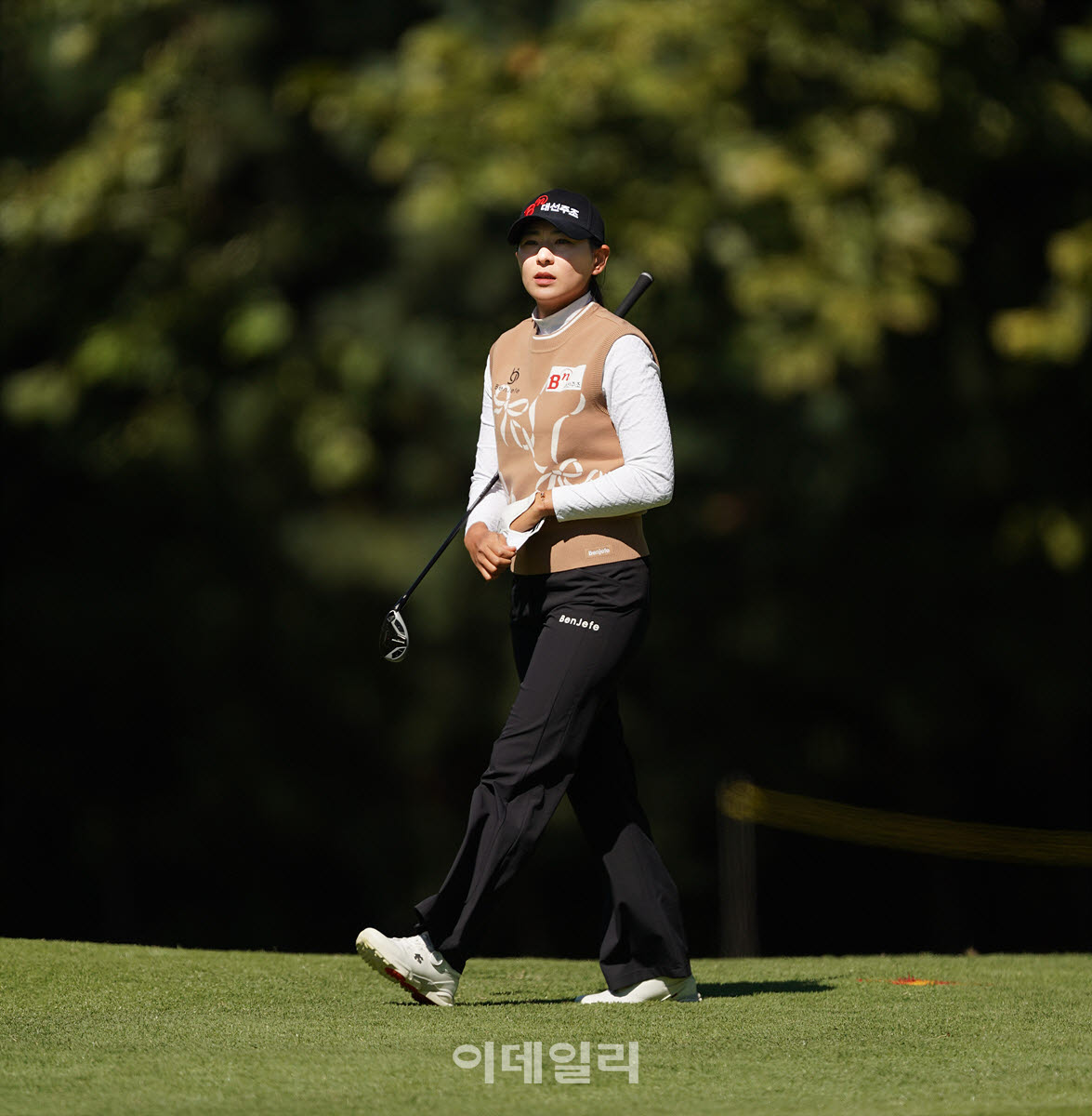 [포토]이지현,볼 위치 확인하며이동