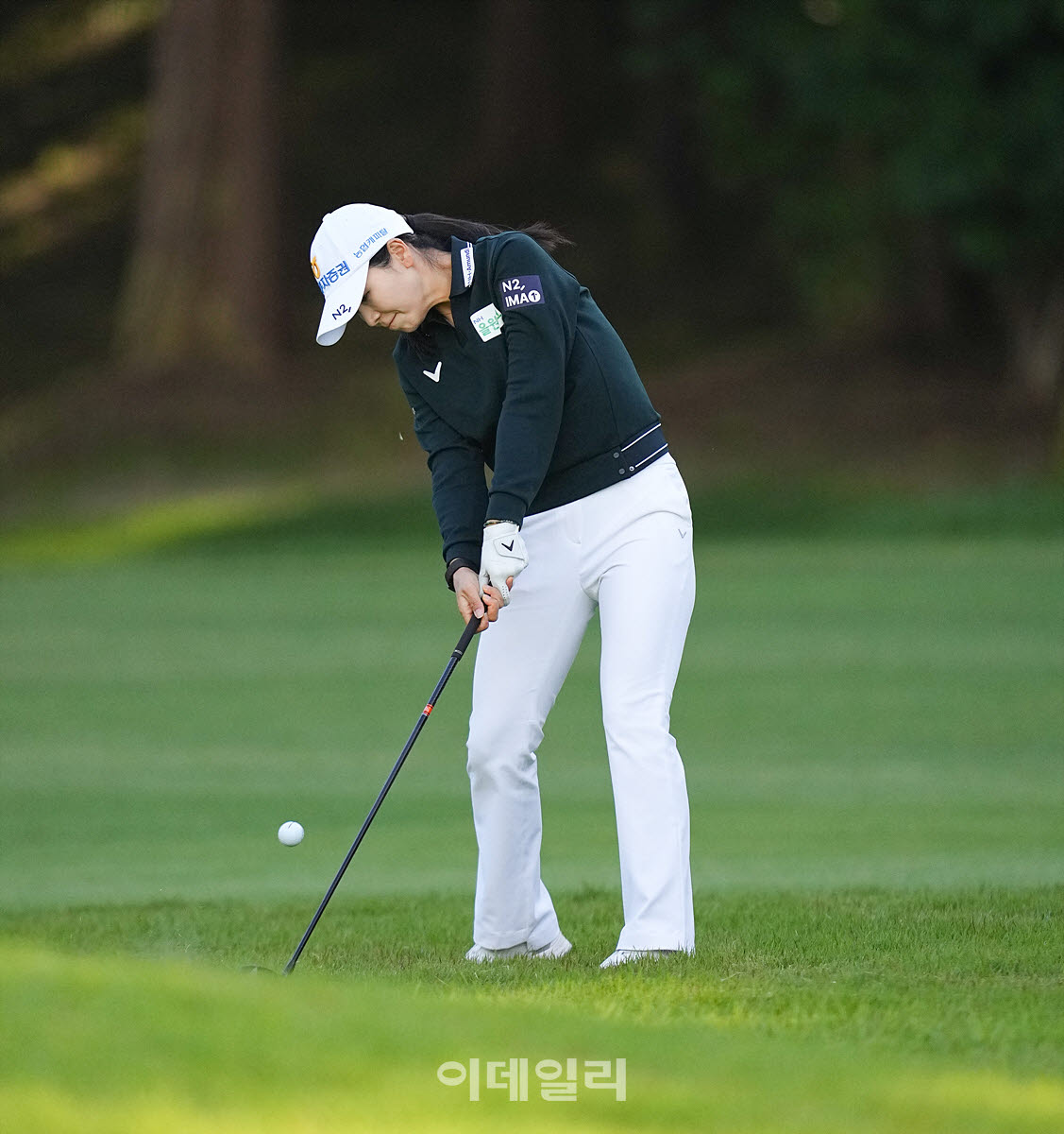 [포토]이가영,러프에서 파워풀