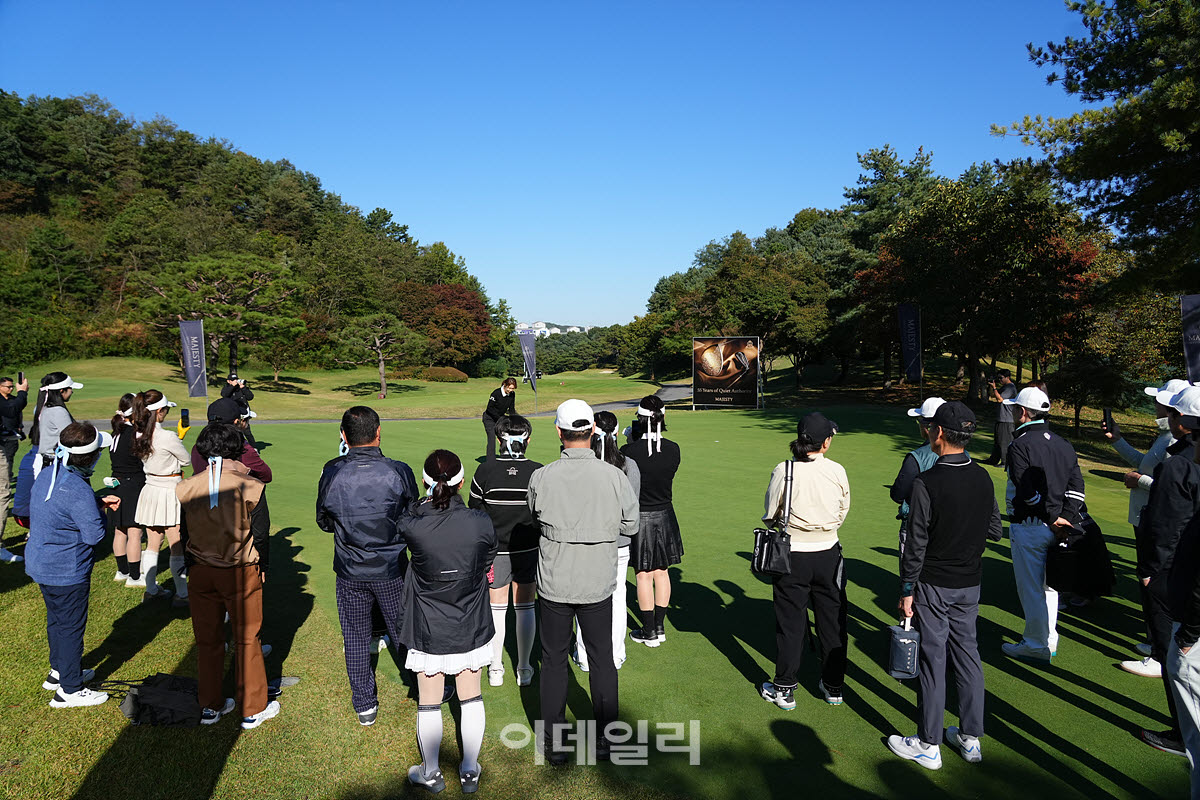 [포토]김영 원포인트 퍼트 레슨 진행