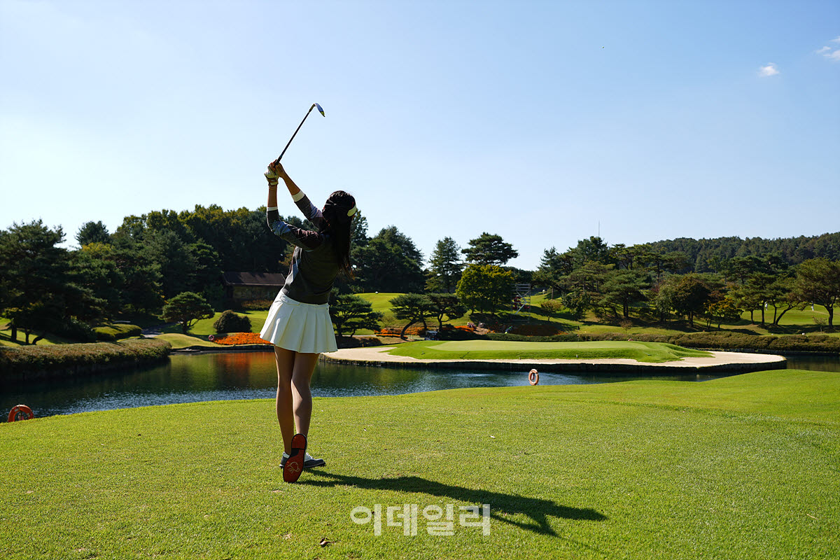 [포토]강지윤,핀을 향한 그림 같은 샷