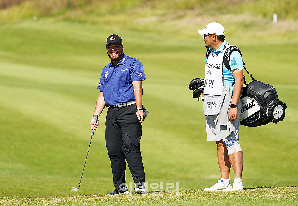 [포토] 정찬민, 밝은 표정으로