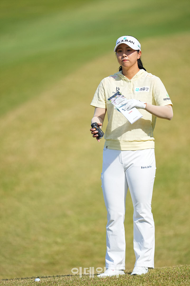 [포토]김하은,공략 거리를 본다