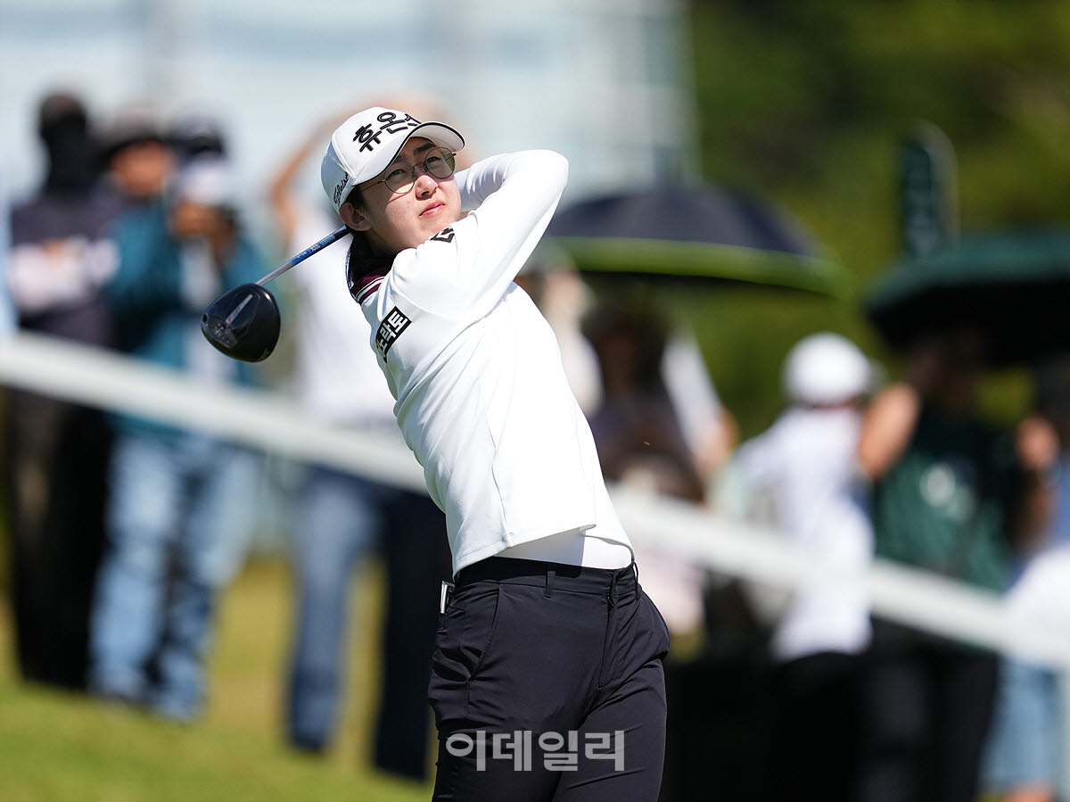 [포토]전우리,장타로 출발한다