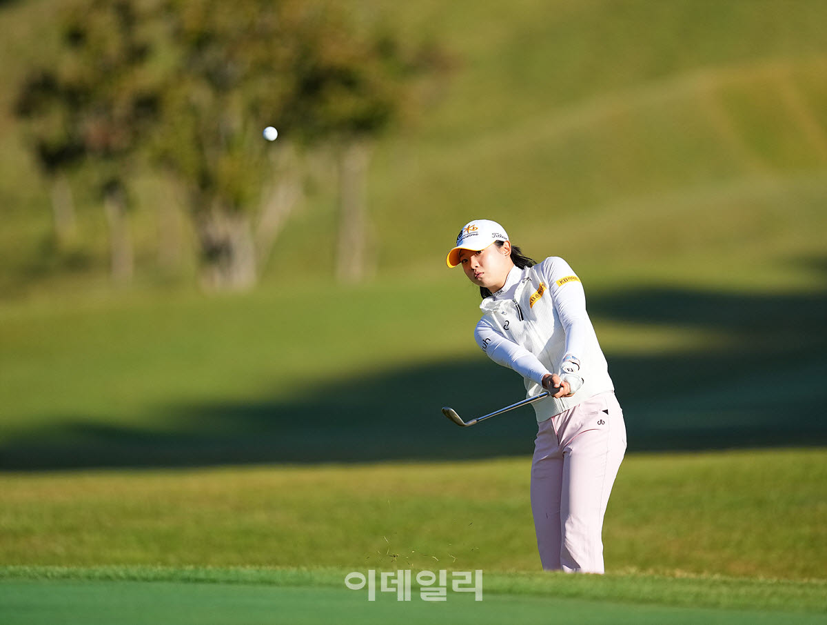 [포토]이지민,핀을 향한 어프로치