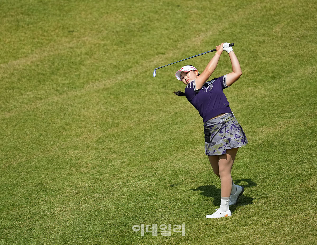 [포토]유현조,핀을 향해 날린다