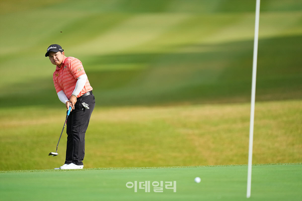 [포토]빳차라쭈타 콩끄라판,홀 안으로 들어가