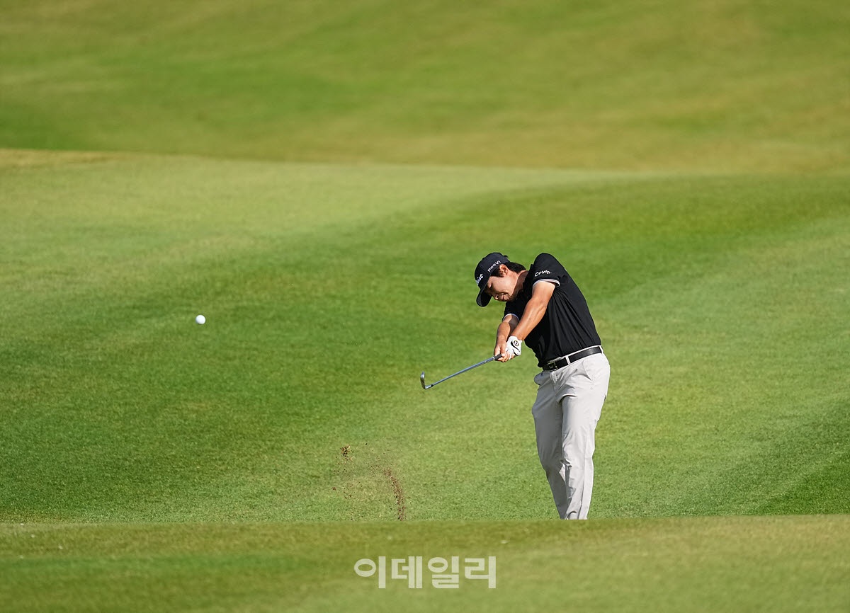 [포토]김지수,파워풀 임팩트