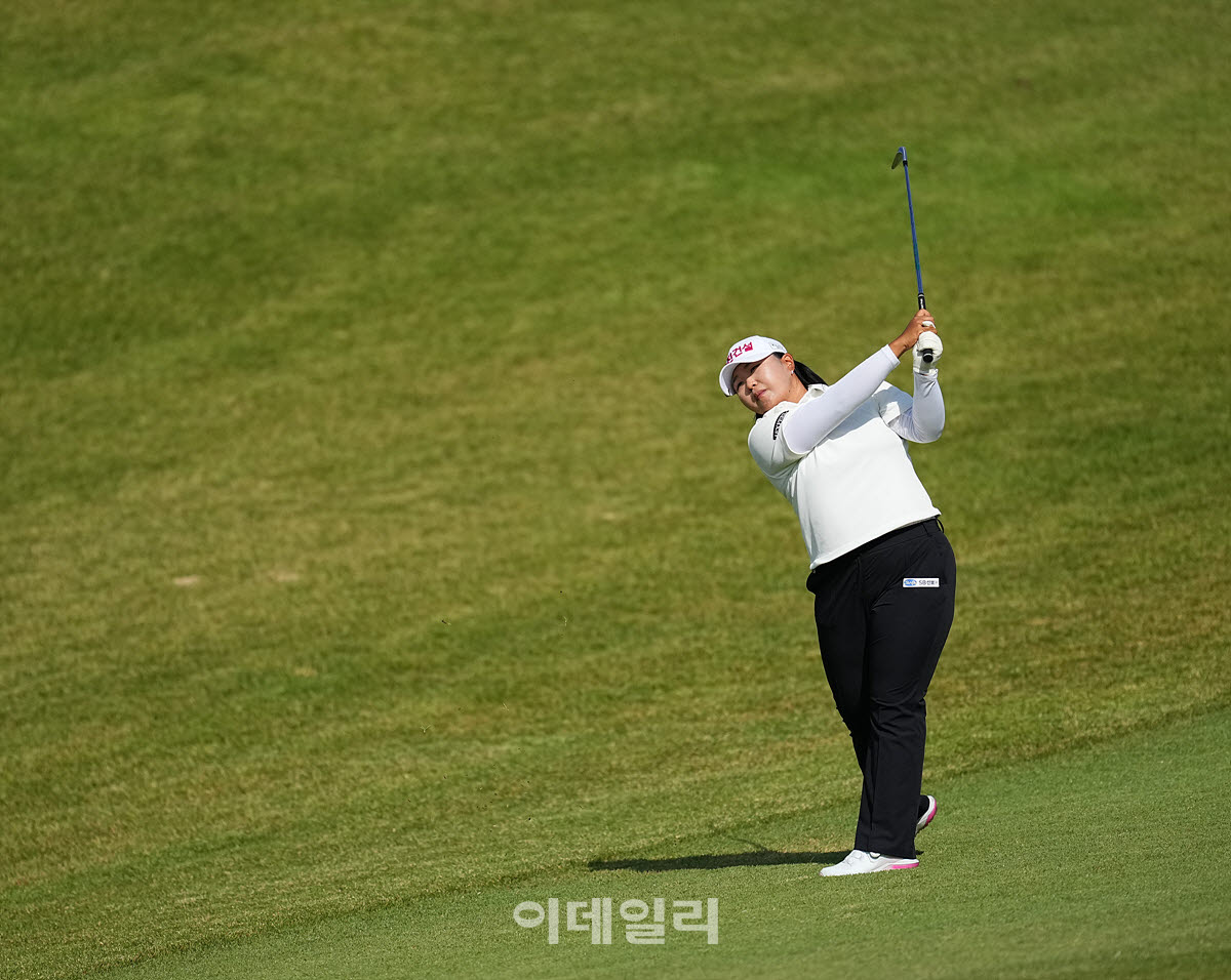 [포토]신다인,핀에 붙어라