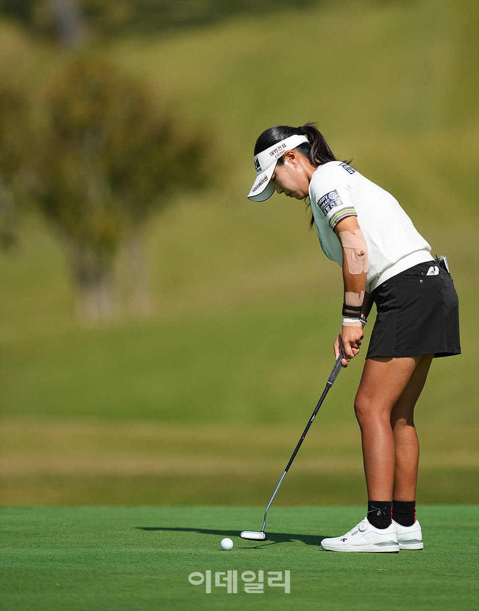 [포토]성유진,파 퍼트 놓치지 않는다