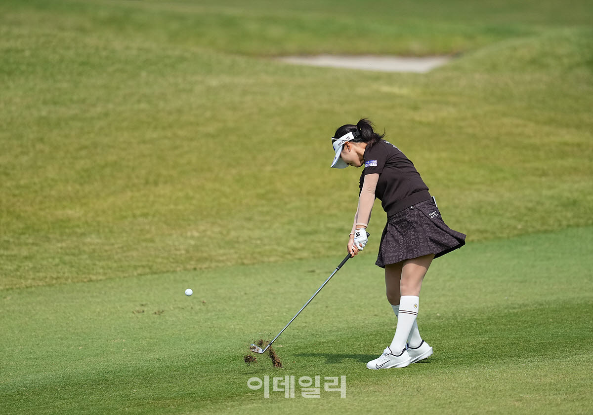 [포토]이예원,부드럽고 노련한 임팩트
