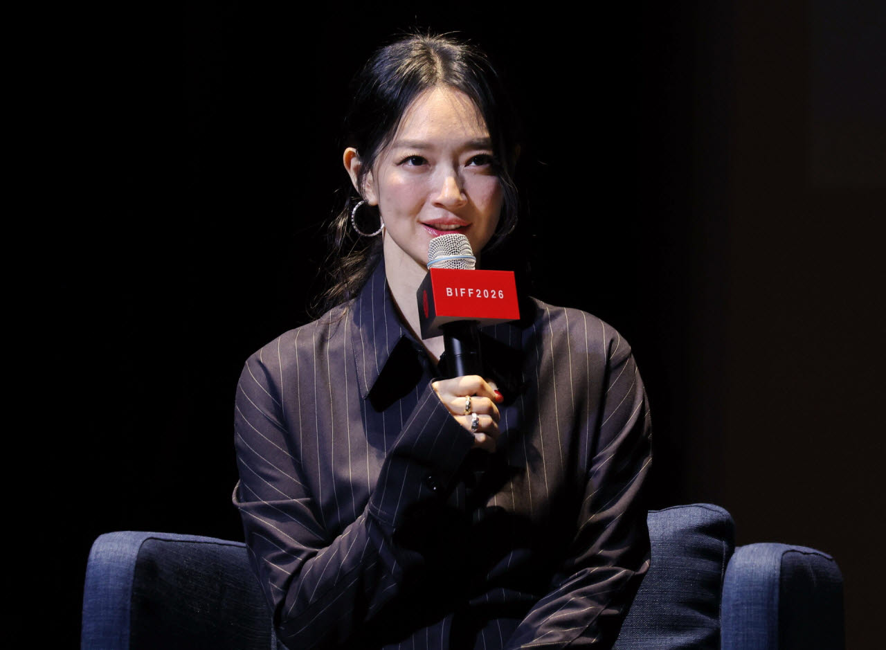 신민아 "'재혼 황후', 처음엔 '이게 뭐지' 싶었지만"[BIFF]
