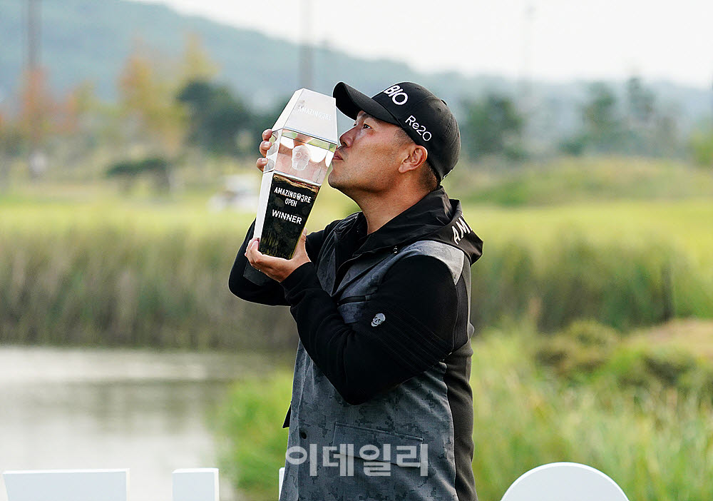 [포토] 이대한, 올해 첫 톱10이 우승
