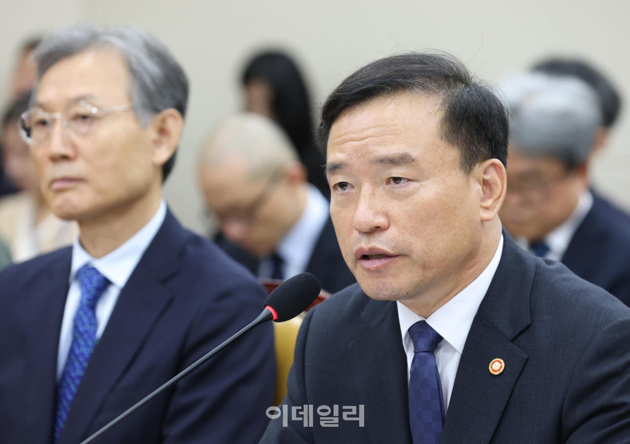 챗GPT 제친 '제타'에 푹 빠진 10대… 이주희 "AI 과몰입·유해 대화 방지법 시급"