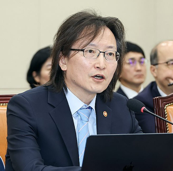 주병기 “편의점 벤더 거래 상당히 이상…법 위반 여부 살펴볼 것”