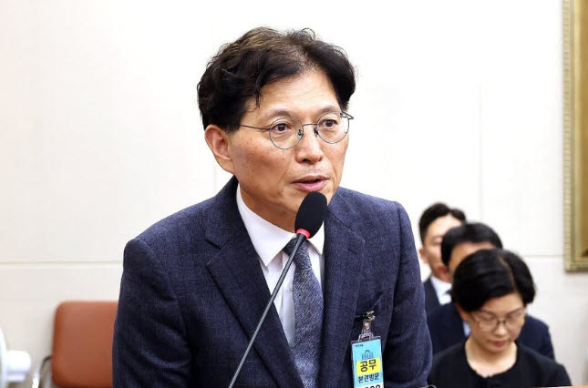 GS리테일 ‘전직 임직원 연관 벤더’ 논란…국감서 납품 구조 지적
