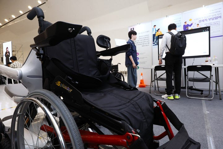 인권위 "공공기관 등 장애인 접근권 보장해야"…주요 부처 권고