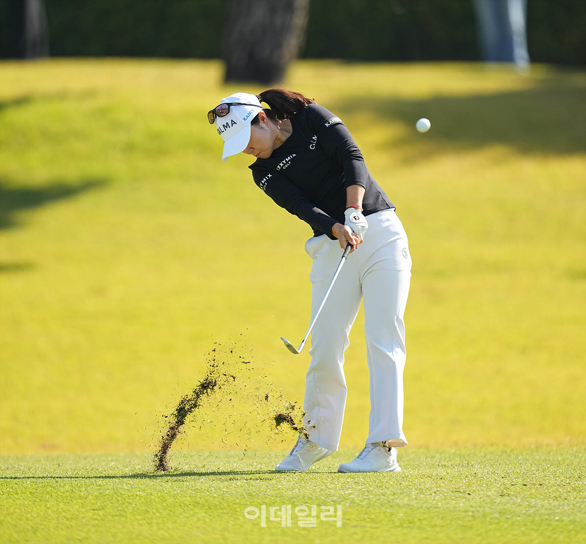 [포토]이승연,부드럽고 노련한 임팩트