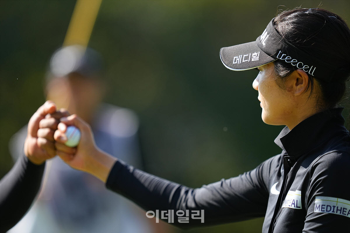 [포토]손예빈,나이스 버디 성공 파이팅