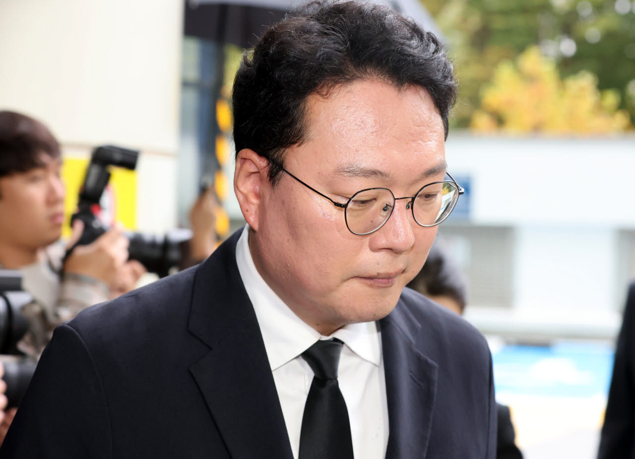 [포토]부천 공장 화재 순직 소방관 빈소 찾은 천하람 개혁신당 원내대표