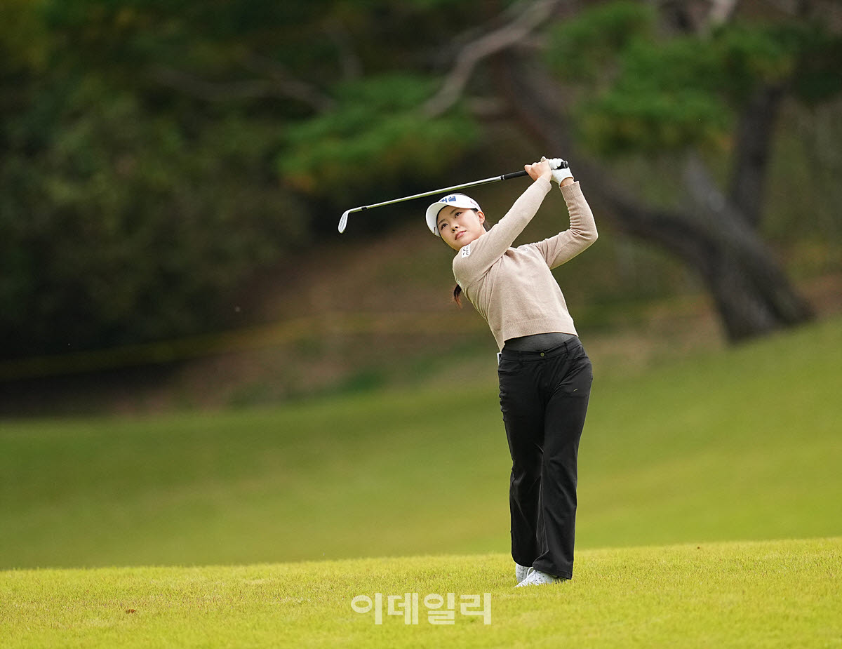 [포토]서어진,그린을 향하여