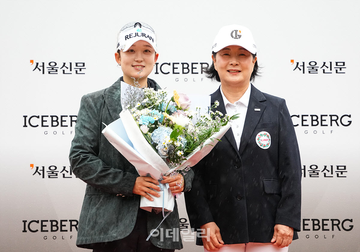 [포토]마서영,우승 꽃다발 감사합니다
