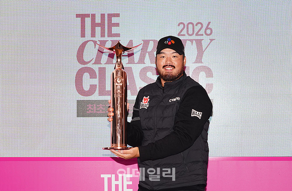 [포토] 정찬민, 폭우도, 추격도 뚫고 당당하게