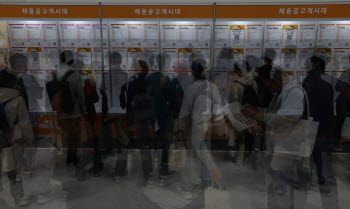 [SHOT+]'더 나은 내일을 위해' 중장년들의 뜨거운 구직 열정