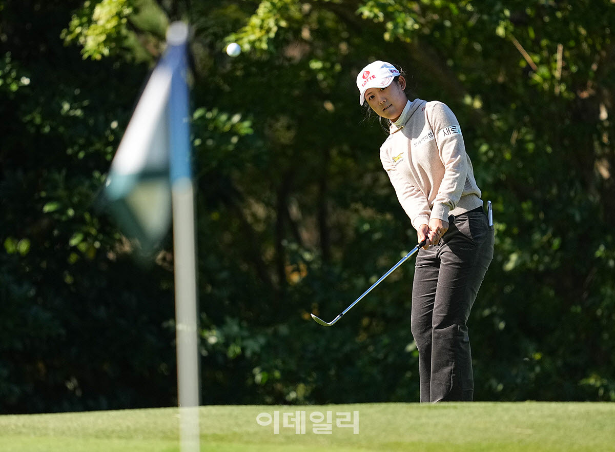 [포토]황유민,노련한 어프로치