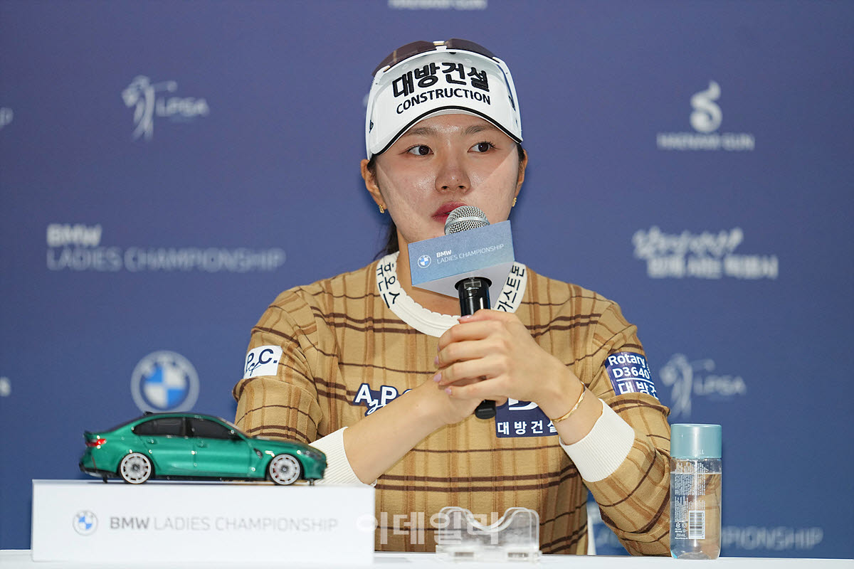 [포토]김민선,꿈의 무대에서 잘해서 기뻐요