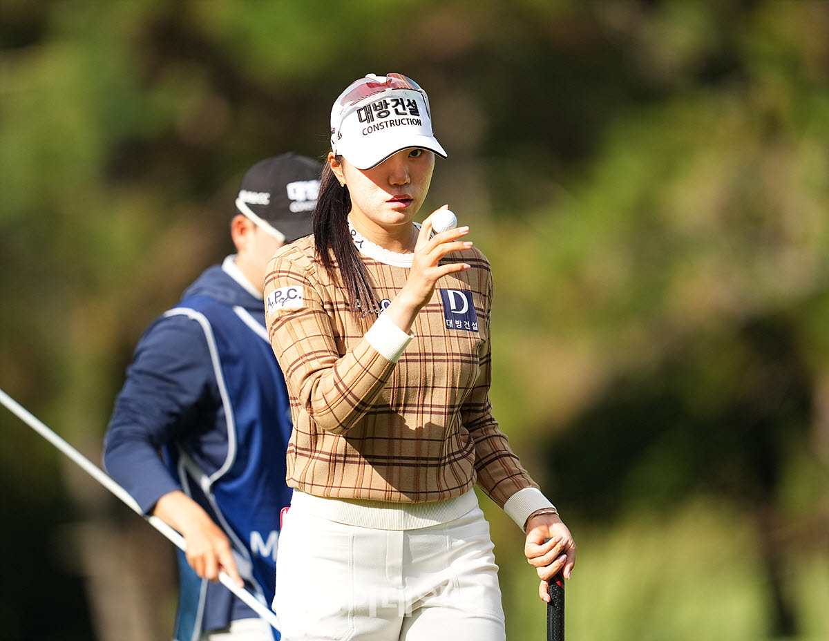 [포토]김민선,첫 홀 파세이브