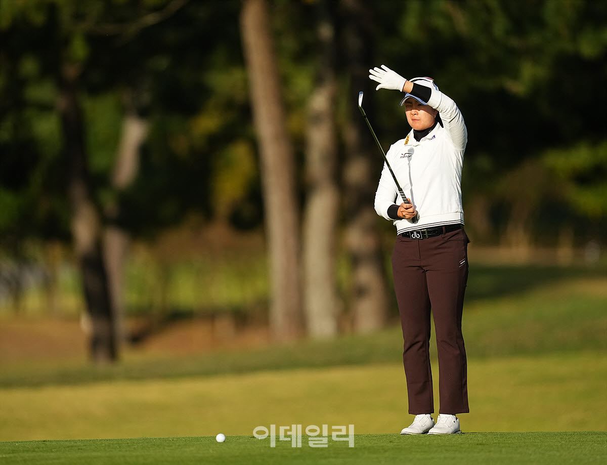 [포토]김아림,핀 방향을 본다