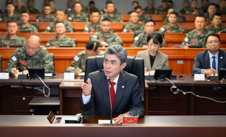 국방부 장관의 '알쏭달쏭' 화법, 철학인가 전략인가[김관용의 軍界一學]