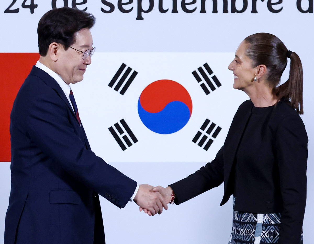 李대통령과 셰인바움 대통령, 직접 소통의 두 얼굴[통실호외]
