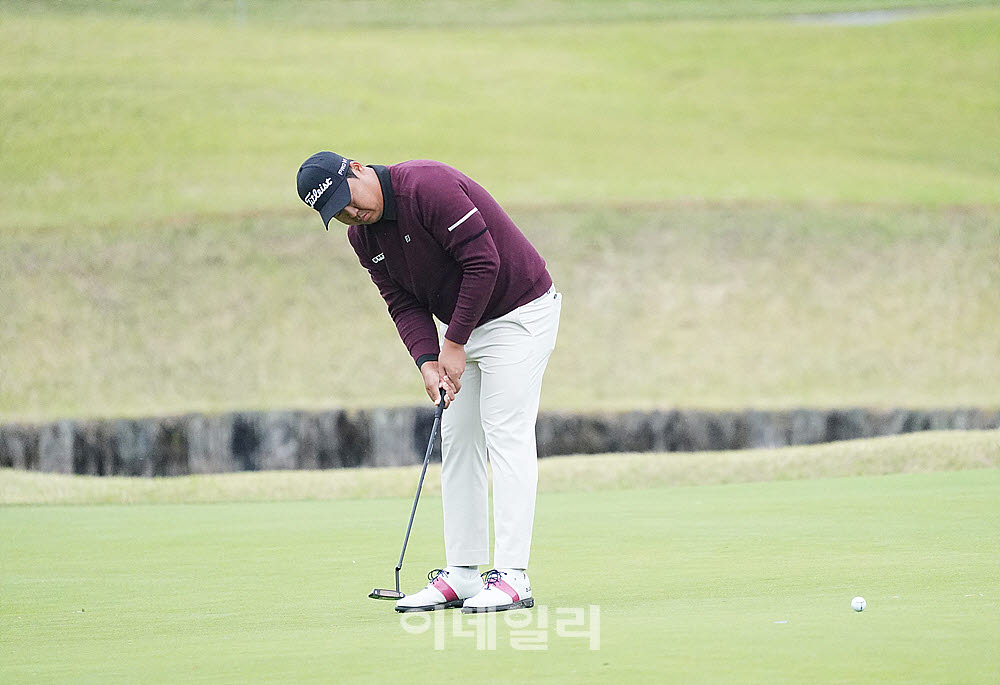 [포토] 이상엽, 반드시 넣어야 하는 퍼트