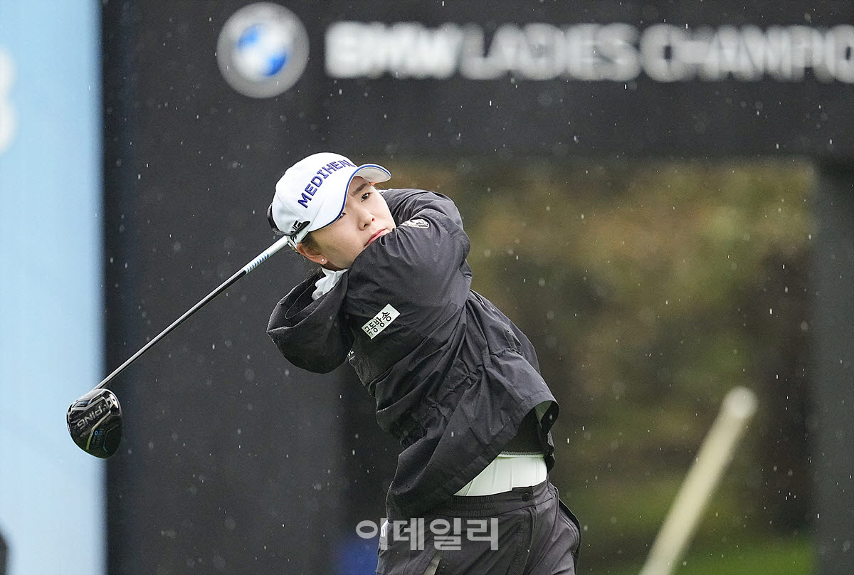 [포토]이다연,힘찬 첫 티샷