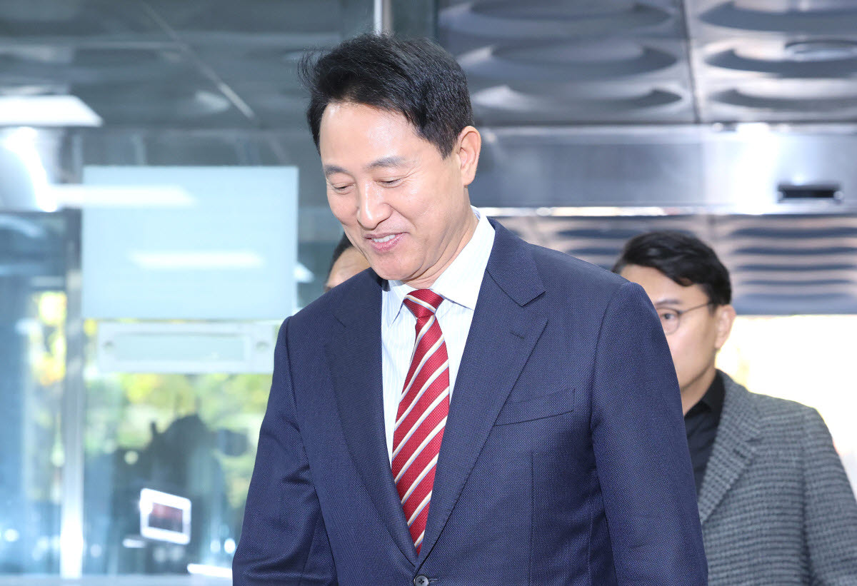 "오세훈, 보수 새 구심점 역할할 것"…야권 재편 촉각