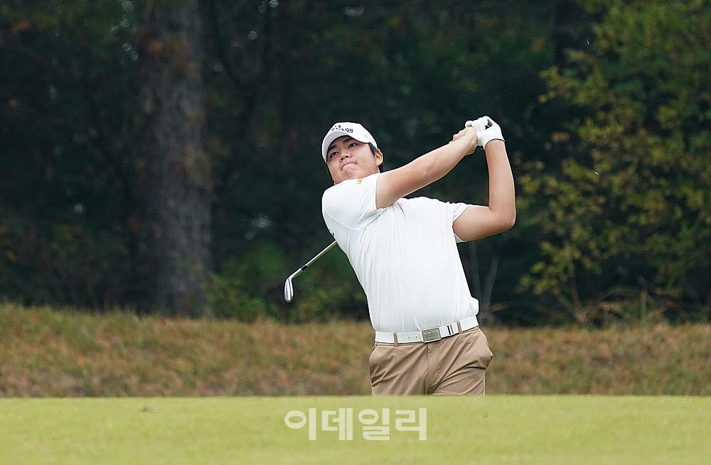[포토] 장유빈, 정교한 샷으로 온그린