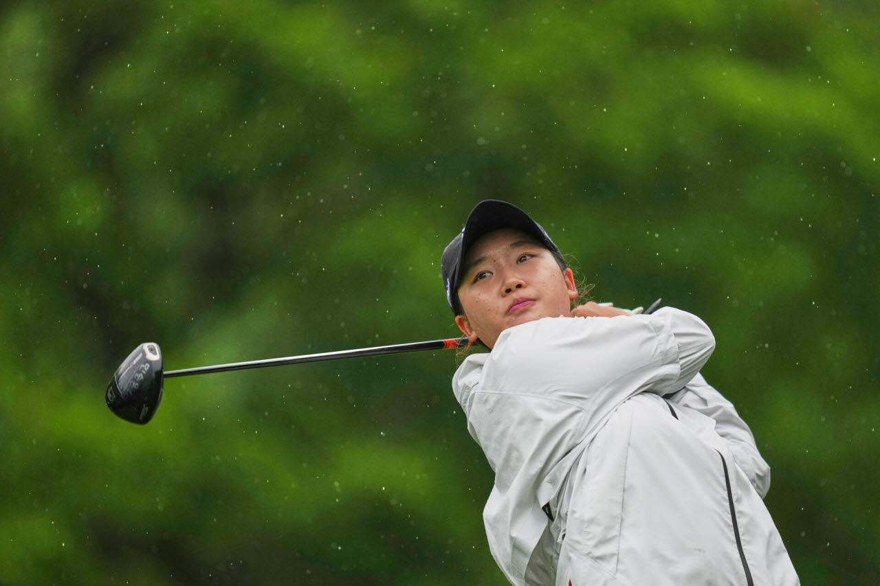'KLPGA 상금 1위' 김민솔, LPGA서도 통했다…BMW 공동 4위로 존재감