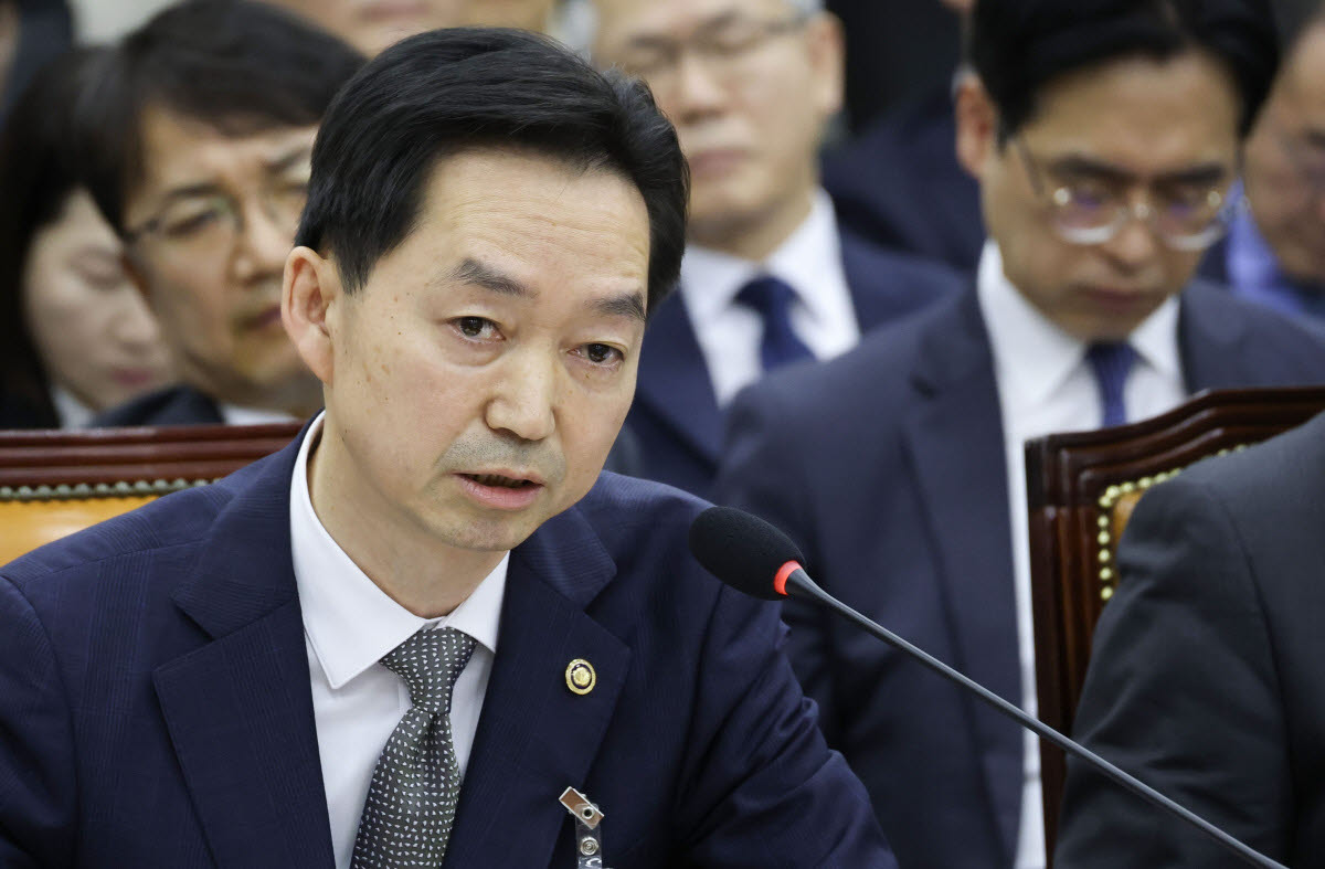 중수청장 "국무회의 참석 규정 따라"…법원행정처장 "하급심 관여 못해"