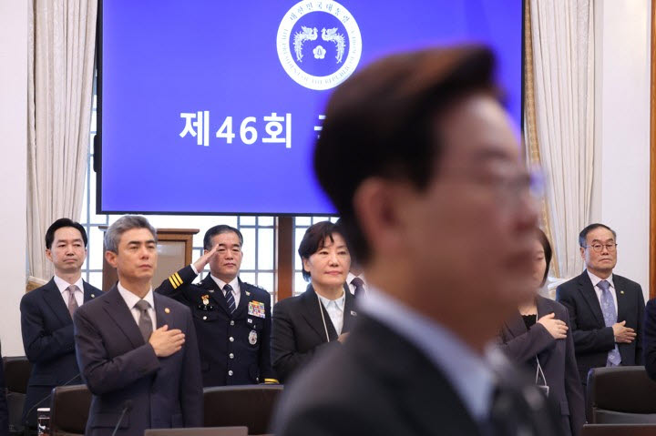 李대통령 “중수청장 국무회의 참석, 비정상의 정상화”