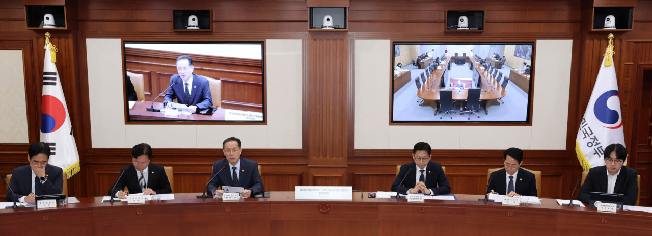 [포토]경제관계장관회의-과학기술관계장관회의 연석회의