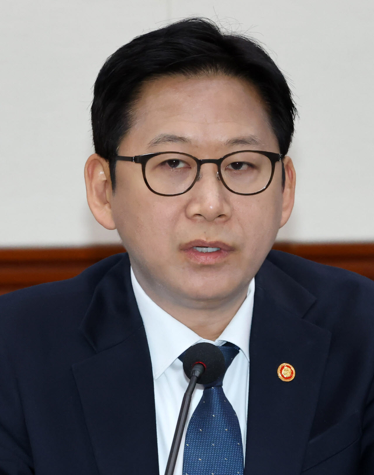 [포토]경제관계장관회의-과학기술관계장관회의 연석회의에서 발언하는 배경훈 과기부총리