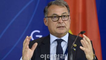 독일 중앙은행 총재 "트럼프 관세, 독일 GDP 1% 손실…경제 탈선 우려"