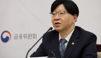 "부동산 PF 한시적 규제 완화, 내년 6월까지 연장"