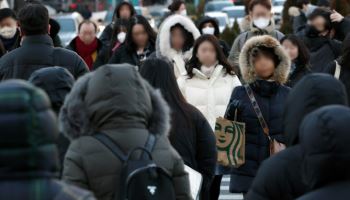 한국 직장인 31% '과잉학력'…OECD 평균보다 8%p 높아