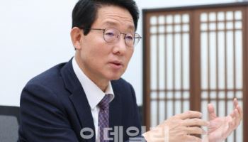 與 “‘기업기밀 무작위 제출’ 국회증감법…韓권한대행 반드시 거부권 행사”