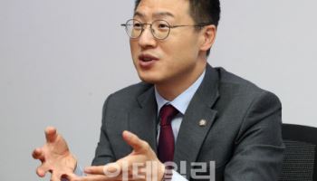 김상욱 탈당 권유 논란에…與 “당론 따르라는 취지”