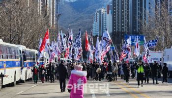 이번엔 과천, 尹 지지자들 `대이동`…주민들 “이게 웬 날벼락”