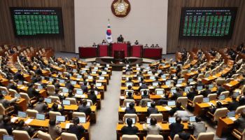 尹 구속영장 심사 출석…국힘 “대통령 구속 필요 없어”