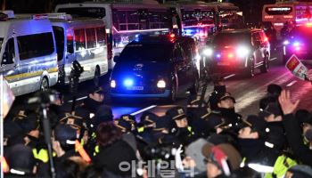 법원 난동에…이준석 “철저한 문제의식 없다면 보수 재건 힘들어”